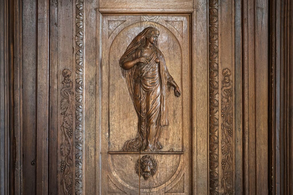 Détail porte Chateau de Montmort