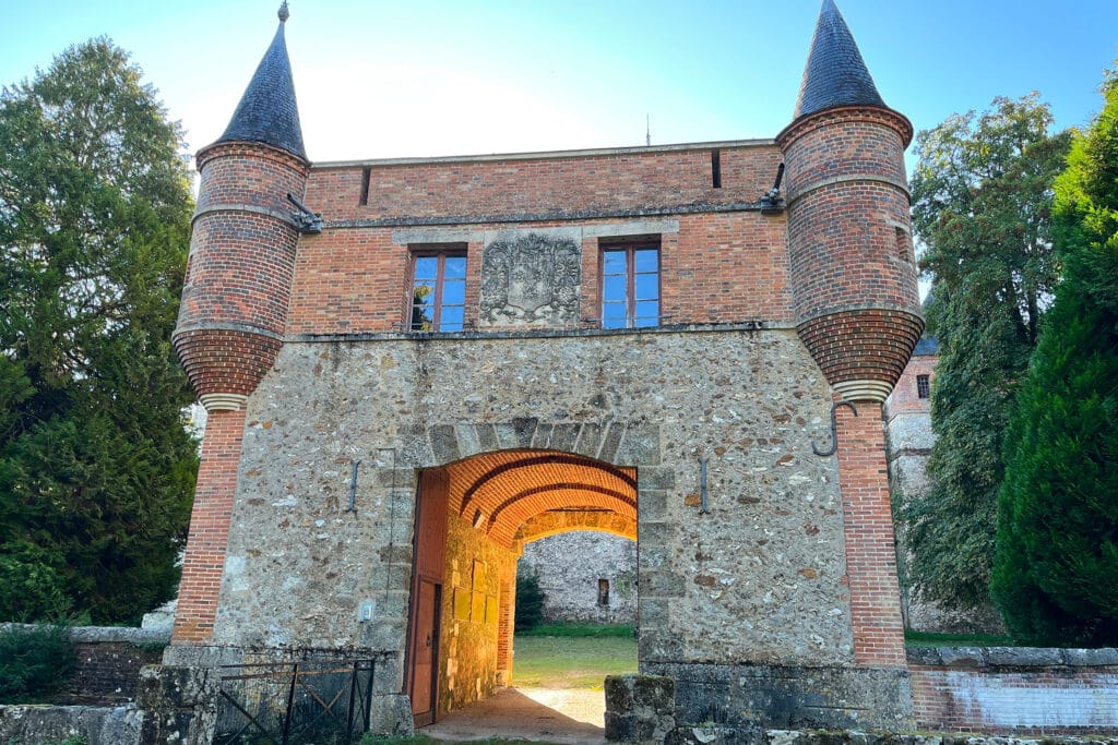 Entrée 2 Chateau de Montmort