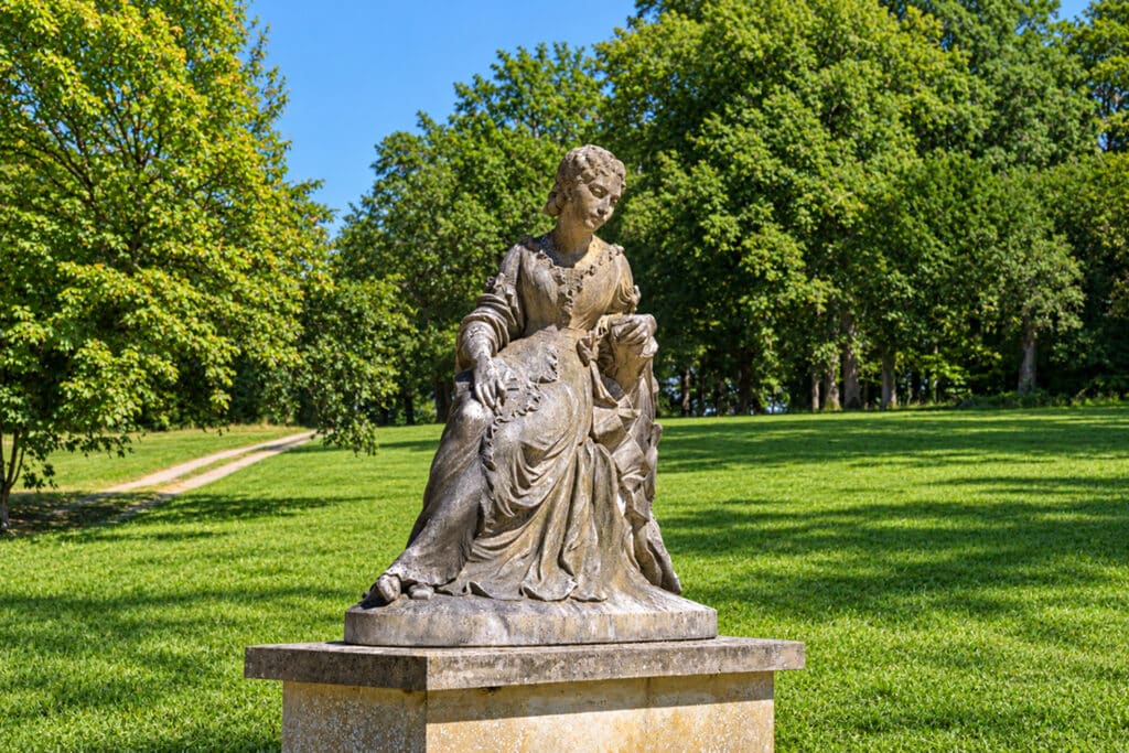 Status Chateau de Montmort